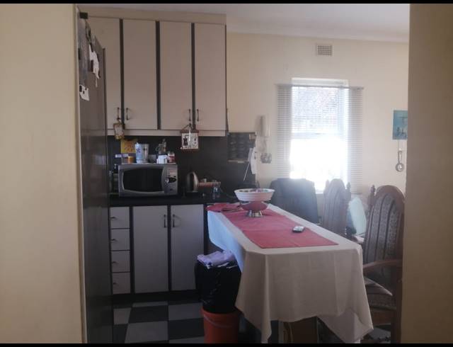 2 BEDROOM SIMPLEX FOR SALE IN ESCOMBE